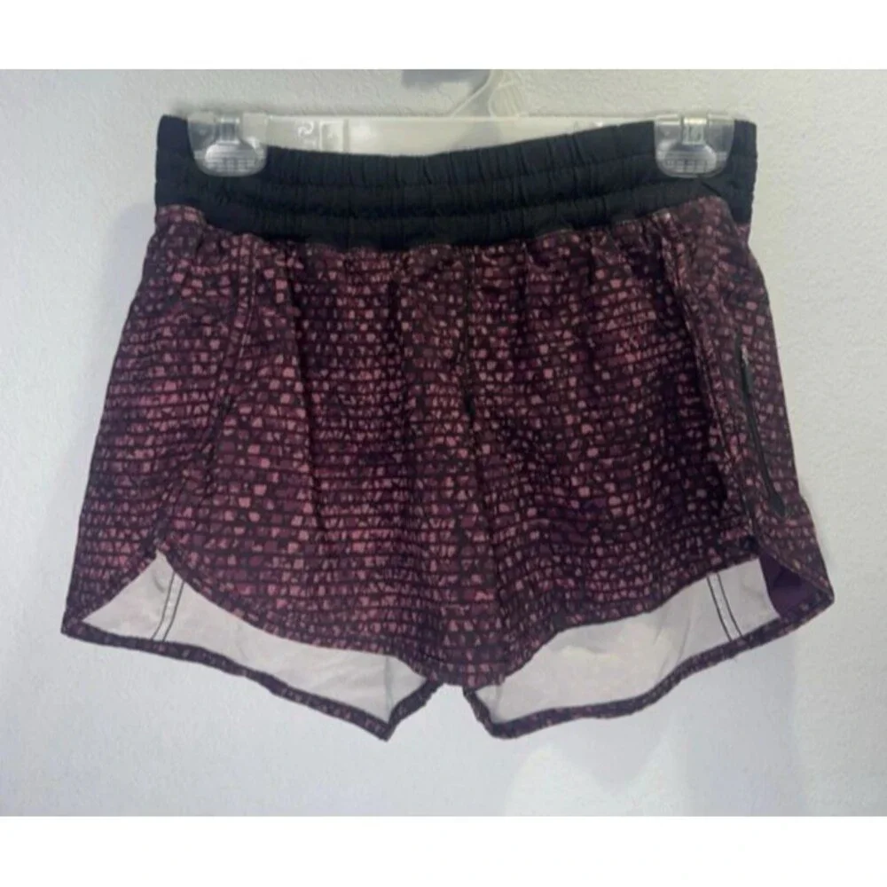 Lululemon BUNDLE OF  2  Tracker Short IV (4-way Stretch 4